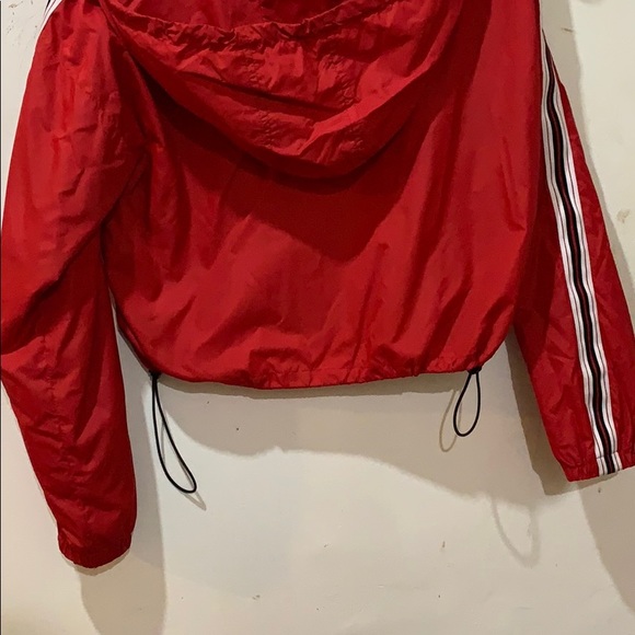 Hooded windbreaker - Picture 3 of 4